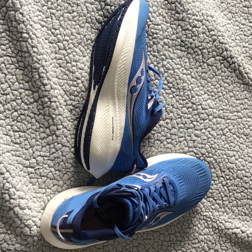 Size 10 (W) Saucony PWR RUN+ FormFit Runners